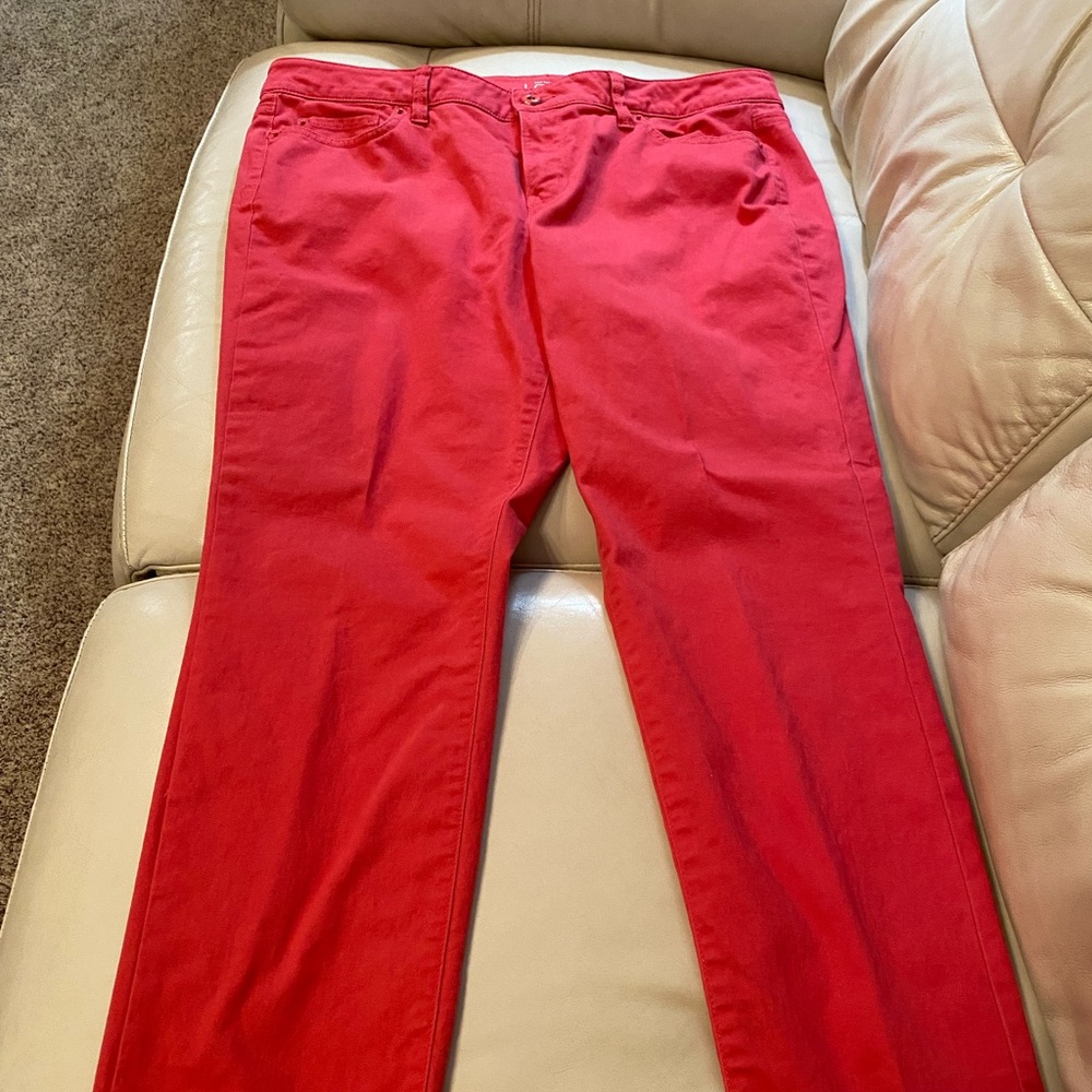 Ann Taylor LOFT modern skinny rose colored jeans.